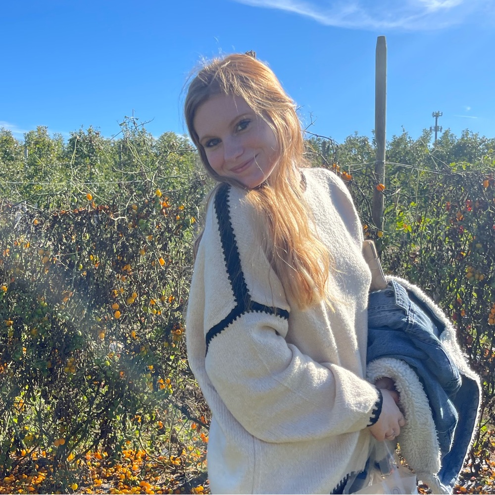 Meet your Posher, Lyddia